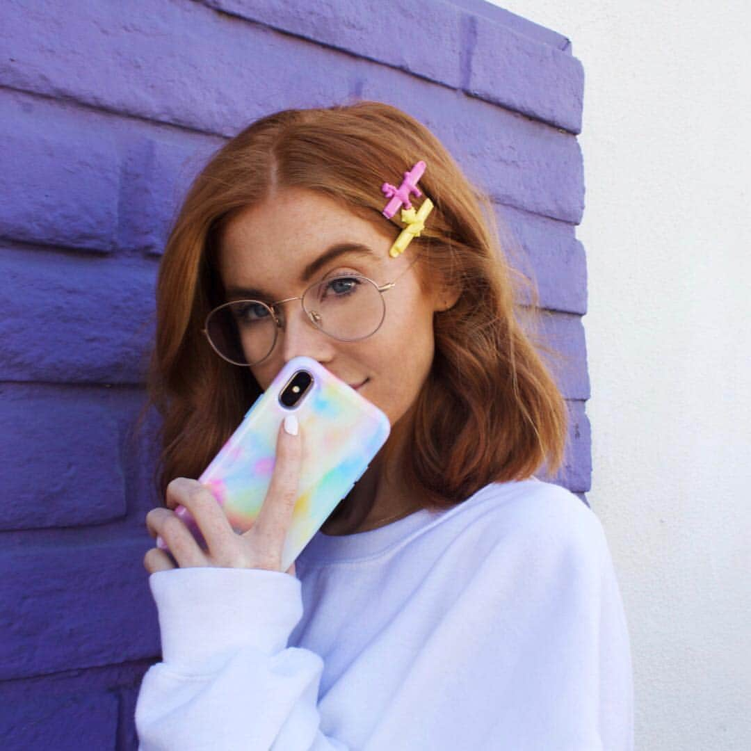 VELVETCAVIARさんのインスタグラム写真 - (VELVETCAVIARInstagram)「When someone asks to see your phone.... 🙅‍♀️ Shop our Pastel Tie Dye Case. 💖 Get yours @velvetcaviar. #velvetcaviar #pastels」4月8日 22時00分 - velvetcaviar