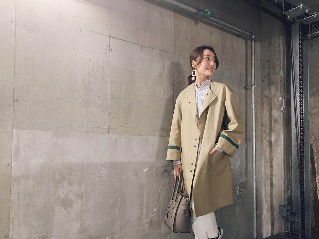 小祝麻里亜のインスタグラム：「去年のお気に入り春コート🧥を引っ張り出したと思ったら、また寒の戻り🙄🌸🌸」