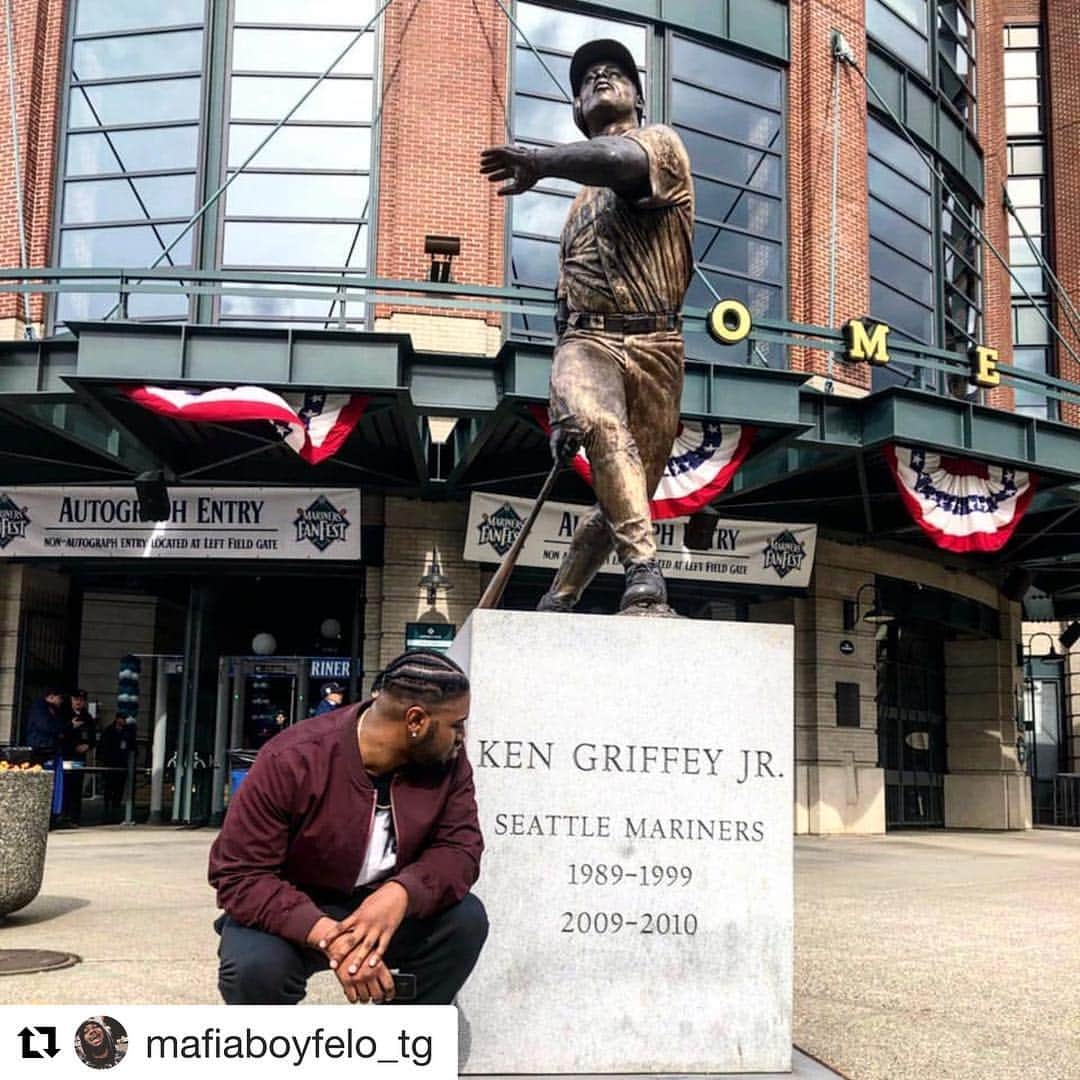 シアトル・マリナーズさんのインスタグラム写真 - (シアトル・マリナーズInstagram)「Your best photos from Day Two of #MarinersFF. 🖼」3月25日 14時17分 - mariners