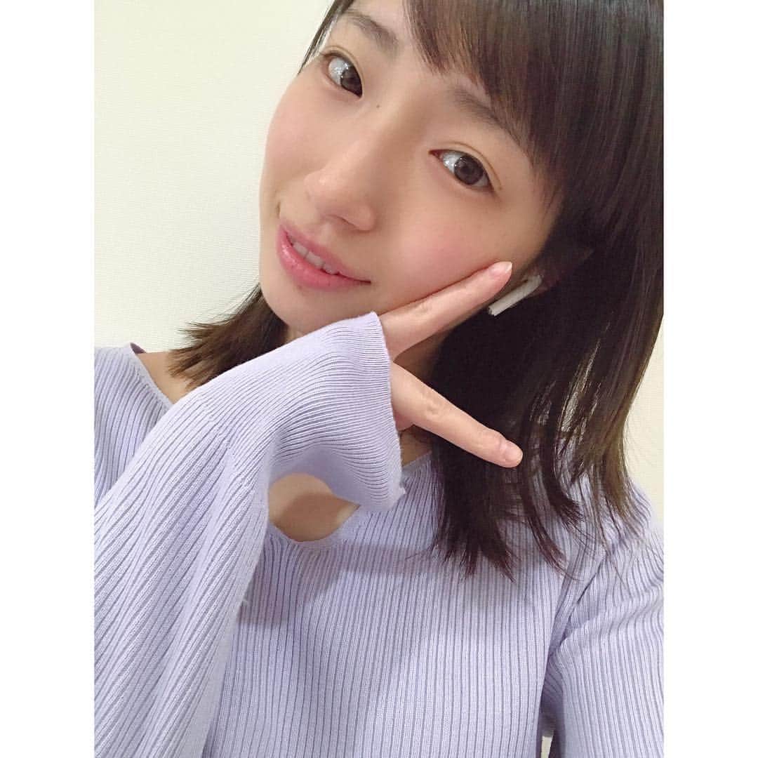 有明ゆなさんのインスタグラム写真 - (有明ゆなInstagram)「たまに歌が聴きたくなって 聴きまくる日ってのある？！ ゆなちたまにあるんだよね(^^) . . . . #有明ゆな #ちっぱい #シンデレラバスト #私服 #グラドル #グラドル自撮り部 #グラドル自画撮り #すっぴん #スッピン #ノーメイク」3月25日 6時36分 - ariake_yuna
