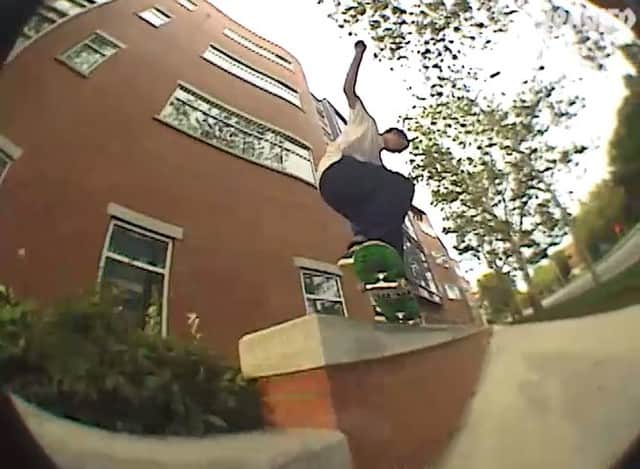 のインスタグラム：「👉🏽 @bentenner_ @sevans_ @d.milli_ @dutchy_617 & @weast__coast in @_vx_lee’s ‘Once Around’ video 🎞 Now playing on ThrasherMagazine.com 📡」