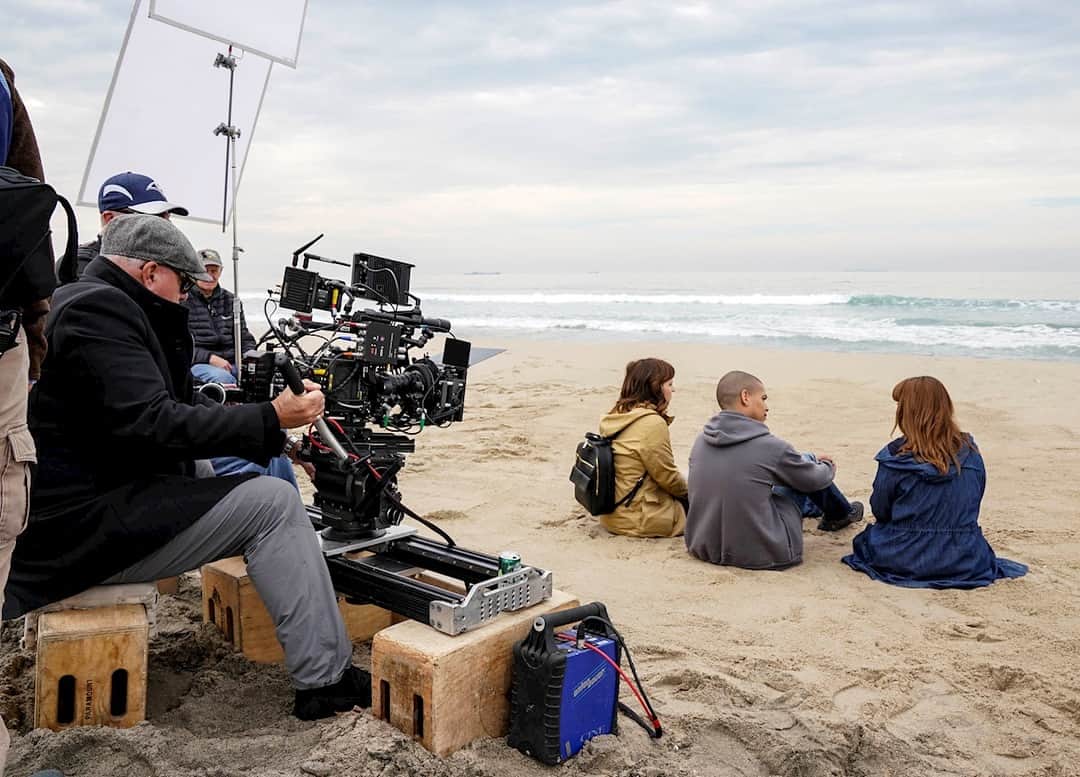 NCIS:LA 〜極秘潜入捜査班のインスタグラム：「Cheers to a relaxing weekend that ends with a new #NCISLA tonight!」