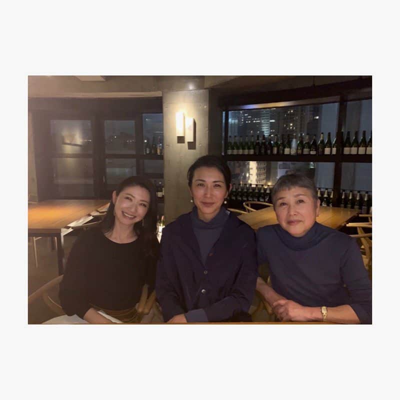 市橋有里のインスタグラム：「心友との時間。10年ちょっと経ってもずっと変わらずでおしゃべりが止まらない…やっと一緒に @jin_azabujuban に行けて、パワーあふれる春の食材を満喫しました。もうすぐお花見シーズンですね。ほわっと暖かい日が待ち遠しい🌸 ・ #jin #instafood #心友 #春の食材好き」
