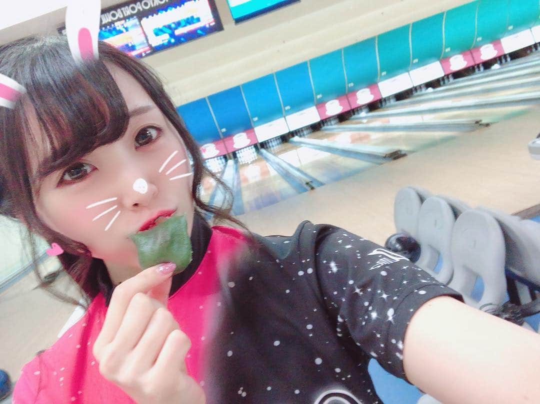 のインスタグラム：「おはくま🐻 . . #おはよう #gm #goodmorning #おはくま #日々の出会いに感謝 #バクステ外神田一丁目 #いっちょめ #熊本美和 #miwakumamoto  #アイドル #idol #일본 #아이돌 #アイドルボウラー #Pリーガー #プロボウラーになりたい #instagood #followme #kawaii #makeup #beauty #黒髪 #ボウリング #bowling #볼링 #🎳 #東京ポートボウル #練習 #おまんじゅう #すきぴ」