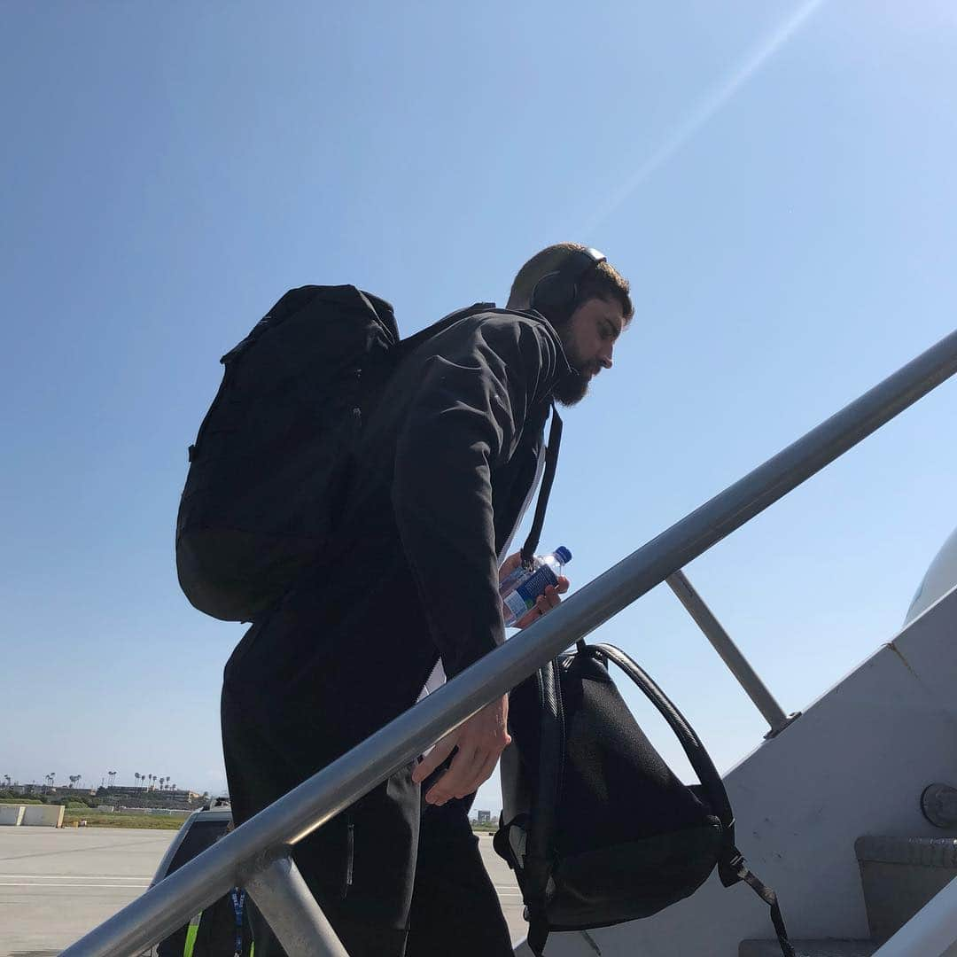 Brooklyn Netsさんのインスタグラム写真 - (Brooklyn NetsInstagram)「LA ✈️ PDX」3月25日 9時10分 - brooklynnets