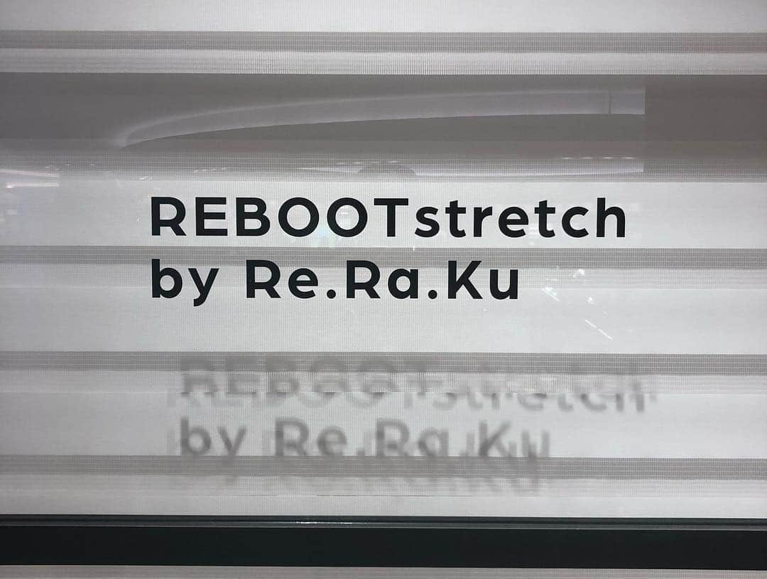 佐々木明さんのインスタグラム写真 - (佐々木明Instagram)「REBOOT Stretch by Re.Ra.Ku ランナー、トライアスリート、ラグビー、スキーヤー、スノーボーダー、トレイルランナー、サッカー、野球選、バレエ、そしてオフィスワーカー。 不思議と世界中からトップアスリートも来てくれます。 オリンピアンからオフィスワーカーまでレンジの広さに感謝の気持ちでいっぱいです🙏  これからも皆さんの人生の一歩をより良い方向へ向かえるようなワークショップも行なって行きます。 僕が✌️ #rebootstretch  #neutralworks」3月25日 9時12分 - akiraexploring