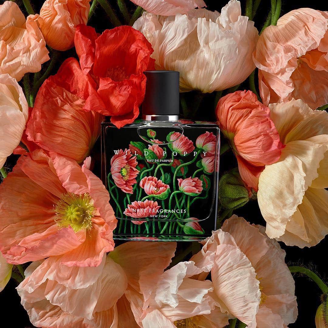 のインスタグラム：「#Regram @NESTFragrances ・・・ Our newest fine fragrance, Wild Poppy, is officially in bloom. 🌸  Wild Poppy is a spirited combination of the luscious aromas of pear, raspberry and apricot infused with hints of Himalayan jasmine and Rose de Grasse. @Sephora」