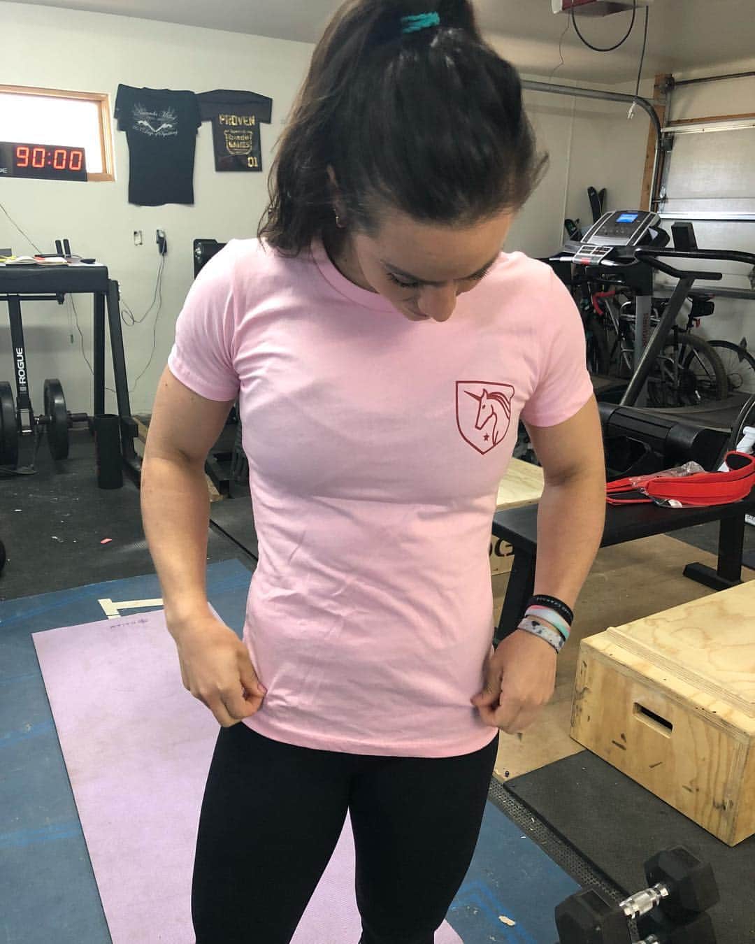 Camille Leblanc-Bazinetさんのインスタグラム写真 - (Camille Leblanc-BazinetInstagram)「Why the unicorn?! “ 🦄  My logo represent a sentence that I use to repeat to myself “  Impossible isn’t far! “  when people told me things like: - you’re to small for this sport - wait until the real pro comes - you were just lucky - you can’t - girls shouldn’t do this - there’s no futur in sports - settle for a safe job - etc. “  My goal of winning the game seemed so far away back then ... one day I was looking at a horse and i was just thinking that a unicorn is just a horse with a little extra something... just a horn ... still a horse in fact so close of simply being a horse... “  Impossible isn’t far! “  This became my mantra! What ever people think possible, well impossible is really not that far... it’s so close to possible just with a little extra something... “  This is why the unicorn mean so much to me! It’s a reminder that everything is possible and that as far as the impossible may seem... it’s closer then we think ... just find a way  and remember that the only person that needs to believe in yourself is yourself ♥️🌟 @clbnation “  Link in bio under clb shirts 👕🦄🌟」3月25日 10時09分 - camillelbaz