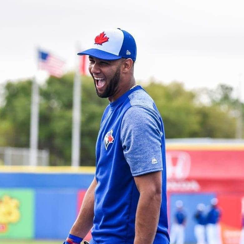 トロント・ブルージェイズさんのインスタグラム写真 - (トロント・ブルージェイズInstagram)「That's a wrap from Dunedin!  NEXT STOP: 🇨🇦🇨🇦🇨🇦🇨🇦🇨🇦 #LetsGoBlueJays」3月25日 10時21分 - bluejays