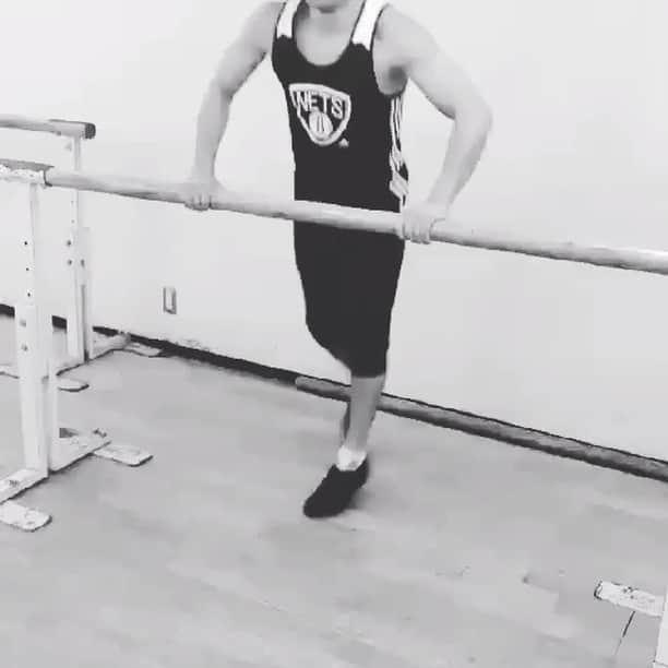 加瀬部駿介（フレンチぶる）のインスタグラム：「日程が迫ってきました。 是非来て欲しいです！ 20時からというちょっと遅めの時間から始まります！ 是非遊びに来てください！  フレンチぶる 主催ライブ 『今日は誰かの誕生日』 【日程】4／8(月) 【場所】新宿ゴールデン街劇場 【時間】開場19:45／開演20:00 【料金】¥1,000 【ゲスト】ぐりんぴーす、高校ズ、はなしょー、スーパーニュウニュウ、キサラギ」