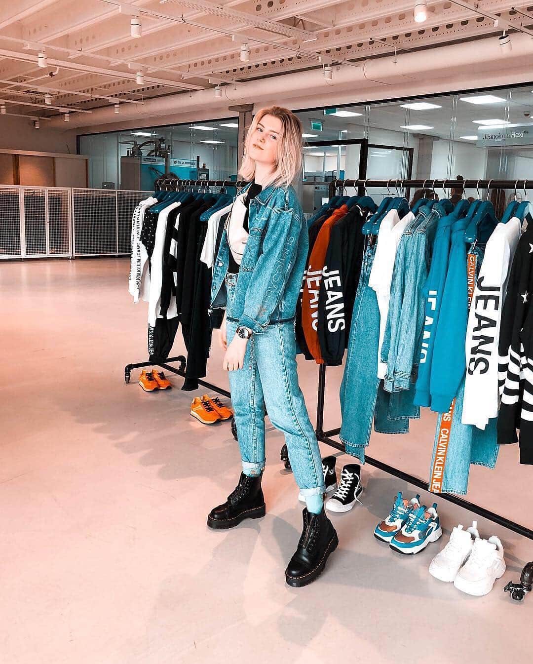 Calvin Kleinさんのインスタグラム写真 - (Calvin KleinInstagram)「Denim for days at the #STYLEMYCALVINS IRL meet-up at our Amsterdam HQ 📸: @xlisadam in a customized oversized denim trucker and CKJ 020 high rise slim jeans. ⠀⠀⠀⠀⠀⠀⠀⠀⠀ ⠀⠀⠀⠀⠀⠀⠀⠀⠀ ⠀⠀⠀⠀⠀⠀⠀⠀⠀ Tap to shop Lisa's look [EU] ✨」3月25日 11時01分 - calvinklein