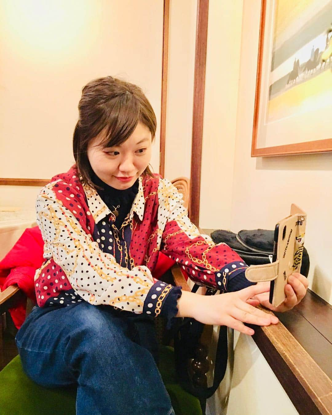 小出真保さんのインスタグラム写真 - (小出真保Instagram)「今夜 先日ツイートしてた 似すぎてジワる 3月25日(月) TBS よる11時56分～12時55分 でーこいのツイートは どうなるのか？！ チラッと出るとか出ないとか？！です！ よろしくお願いします🦹‍♀️ #そっくりツイートＧＰ  #似すぎてジワる  #TBS  #自撮りを撮られてる」3月25日 11時10分 - mahokoide