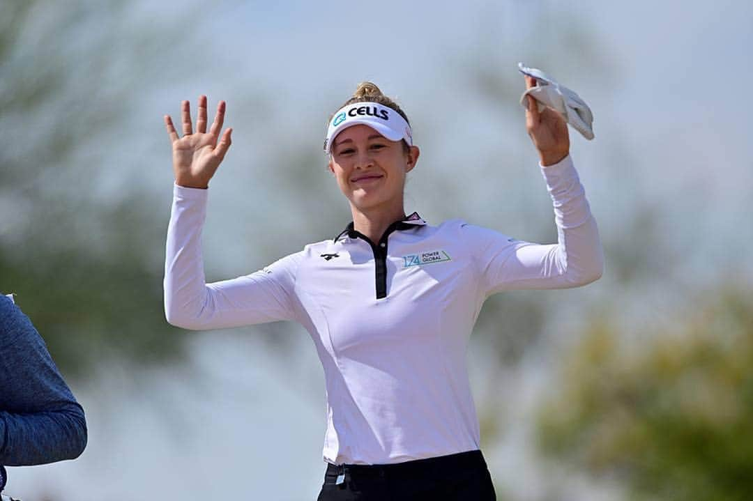 ネリー・コルダさんのインスタグラム写真 - (ネリー・コルダInstagram)「Raise your hand if you lipped out on 18 to get in a play-off!!! Really pleased with the way I played this week... so good to see @thejessicakorda back in action!! HEYYYY WE TIEDDDD」3月25日 11時04分 - nellykorda