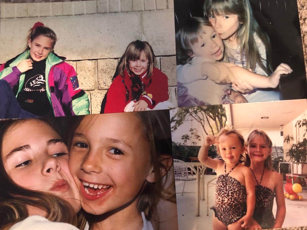 ブリアナ・エヴィガンのインスタグラム：「@vanessaevigan this really does feel like just yesterday. I can’t believe you’re about to have your second child!!! You will always be my big sis. I love you so much it’s insane. You’re an amazing sister, an amazing, brave mama, a wonderful daughter, and a strong beautiful special soul that this world is so lucky to have. ❤️#nothinlikesisters #sisterlove #myhero」