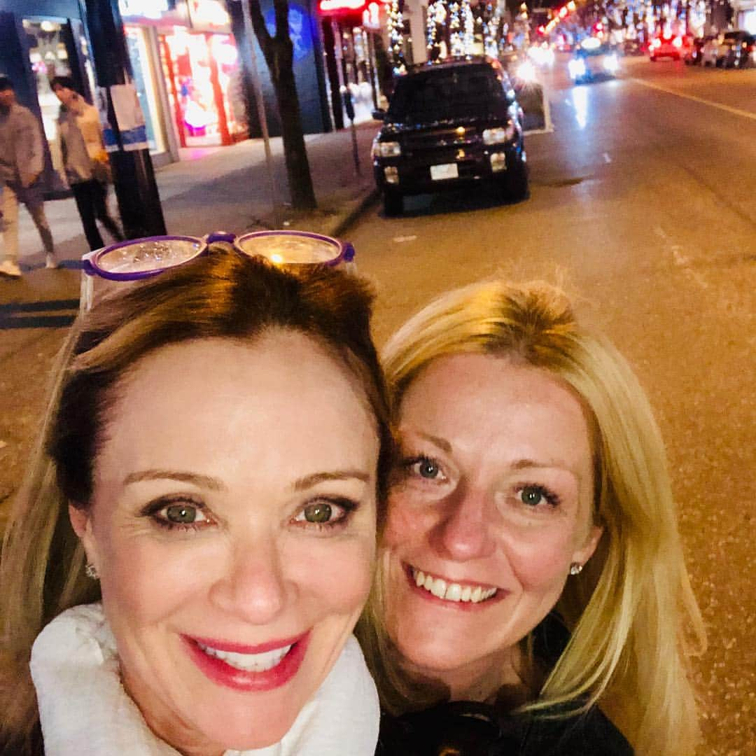 ローレン・ホリーさんのインスタグラム写真 - (ローレン・ホリーInstagram)「#vancouver #spring #night #margarita #friends #margarita #margaritas」3月25日 13時32分 - laurenholly