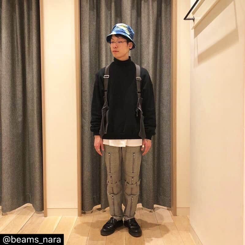 narafamily | ならファミリーさんのインスタグラム写真 - (narafamily | ならファミリーInstagram)「BEAMS（1F）ならファミリー店 . >>staff styling〈BEAMS〉 mens #tacasi  #beams#ビームス #beamsplus#ビームスプラス #raybeams#レイビームス #beamsboy#ビームスボーイ #beamst#ビームスティー #beams_nara#ビームス奈良 #大和西大寺#ならファミリー #ならファグラム #日本#japan#奈良#nara #奈良公園#鹿#大仏 #mensfashion #メンズファッション #19ss#newarrivals 只今、BEAMSオンラインサイトより店舗にて試着予約を承れます。 @beams_nara プロフィールからオンラインサイトに移動できます。 サイズに不安のあるお客様は是非ご活用ください。」3月25日 13時54分 - narafa.jp