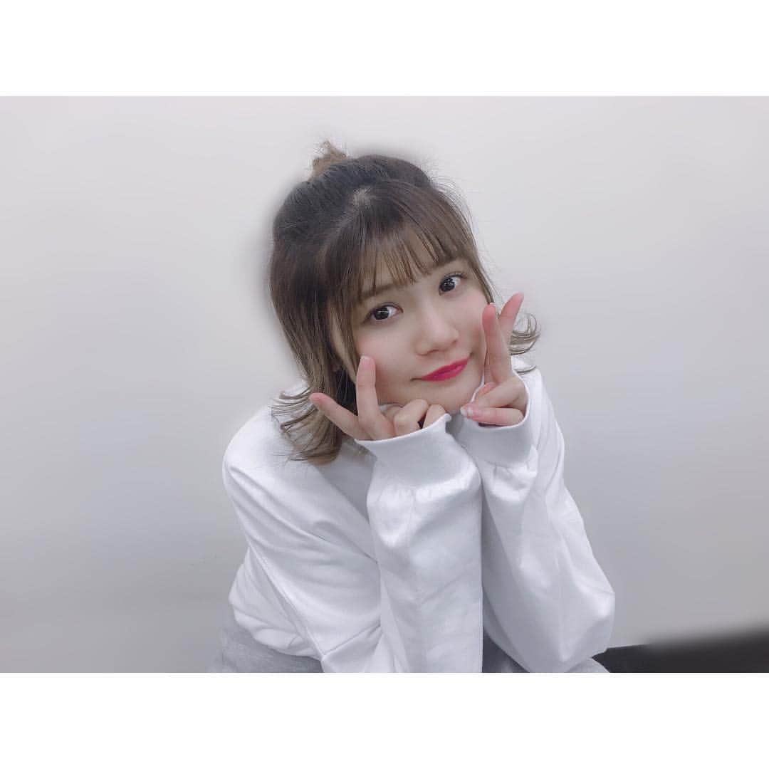 のインスタグラム：「おだんご外ハネ( ◜ᴗ◝) ㅤㅤㅤㅤ ㅤㅤㅤㅤ ㅤㅤㅤㅤ ㅤㅤㅤㅤ #ootd #外ハネボブ #おだんごヘア #instagood #桜井りおな」