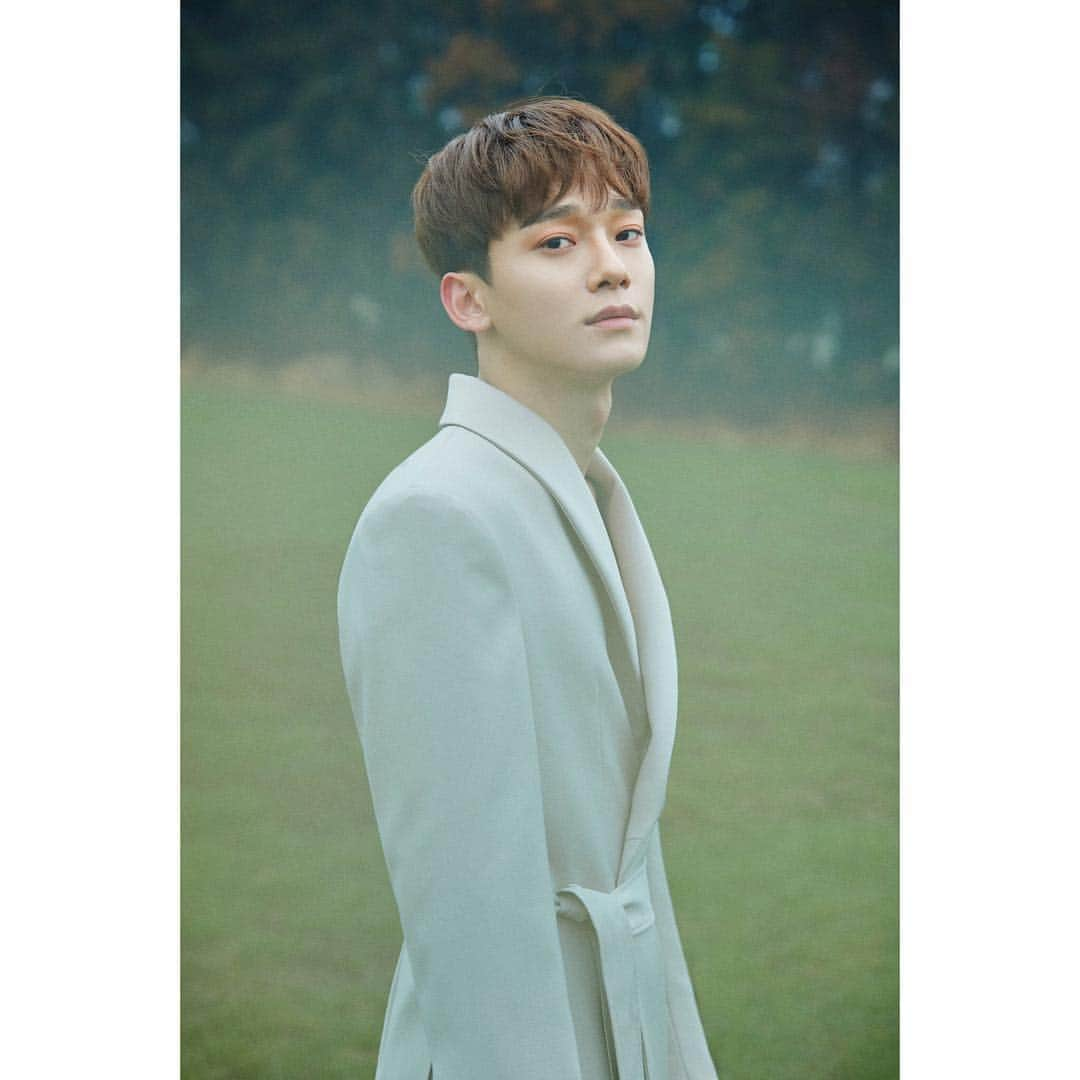 EXOさんのインスタグラム写真 - (EXOInstagram)「첸 CHEN The 1st Mini Album ‘사월, 그리고 꽃 (April, and a flower)’ - 🎧 2019.04.01. 6PM (KST) 👉 http://chen.smtown.com - #첸 #CHEN #엑소 #EXO #weareoneEXO #사월_그리고_꽃 #April_and_a_flower #사월이_지나면_우리_헤어져요 #Beautiful_goodbye」3月26日 0時00分 - weareone.exo