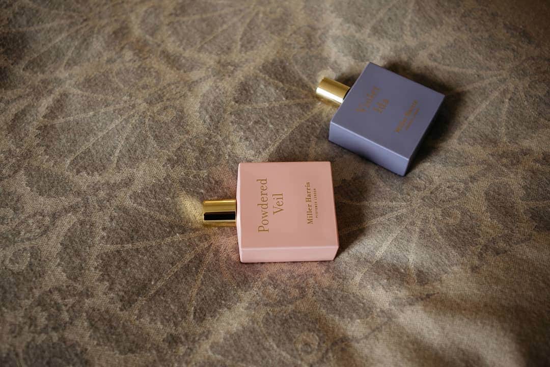 のインスタグラム：「Our Colour Collection glass bottles are sprayed with pastel inks to give a soft ceramic feel, capturing the powdery and velvety qualities of our Powdered Veil and Violet Ida fragrances. 📸 @itslaurameek」