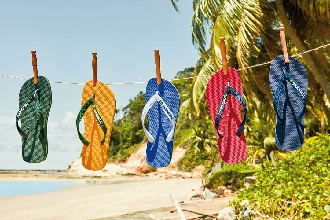 Havaianas Europeさんのインスタグラム写真 - (Havaianas EuropeInstagram)「The Havaianas #icons. Classic style with true Brazilian spirit 🇧🇷. #Style #flipflops #fashion #Brasil」3月26日 0時06分 - havaianaseurope