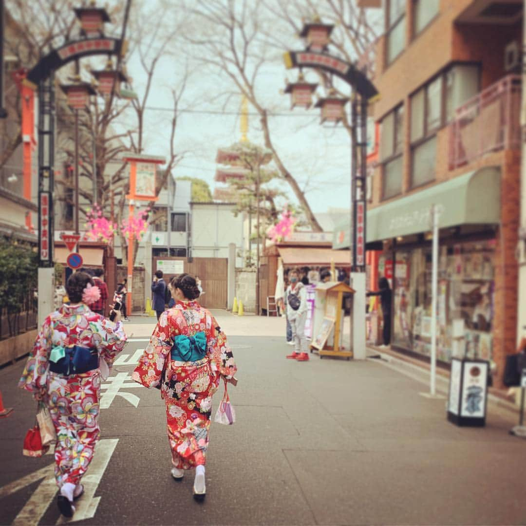 石川直宏さんのインスタグラム写真 - (石川直宏Instagram)「ちょこっと浅草へ⛩👘🌸 . #浅草 #asakusa #浅草寺 #sensouji #着物 #kimono #伝統 #japanesestyle  #春 #spring」3月25日 16時22分 - sgss.18