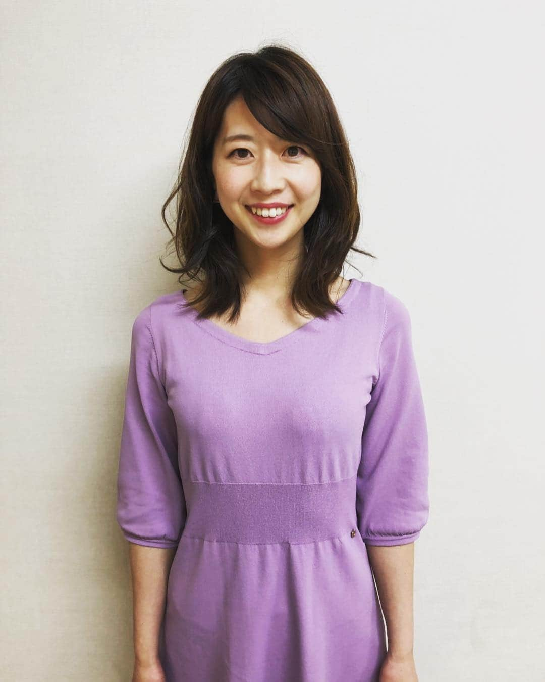 虎谷温子さんのインスタグラム写真 - (虎谷温子Instagram)「今週も「す・またん！」よろしくお願い致します。衣装もすっかり、春ですねぇ…🌸🌸ことしも、出会いと別れの季節がやってきました…。 #すまたん #たぶんまた撮ってもらいながらなんか喋ってる」3月25日 16時36分 - atsukotoraya.ytv