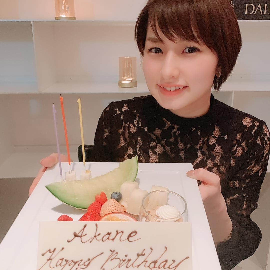 桜子さんのインスタグラム写真 - (桜子Instagram)「あかねおめでとう🥳✨ #誕生日 #ハッピーバースデー #happybirthday #birthday  #party #predia」3月25日 16時48分 - ishibashi__88