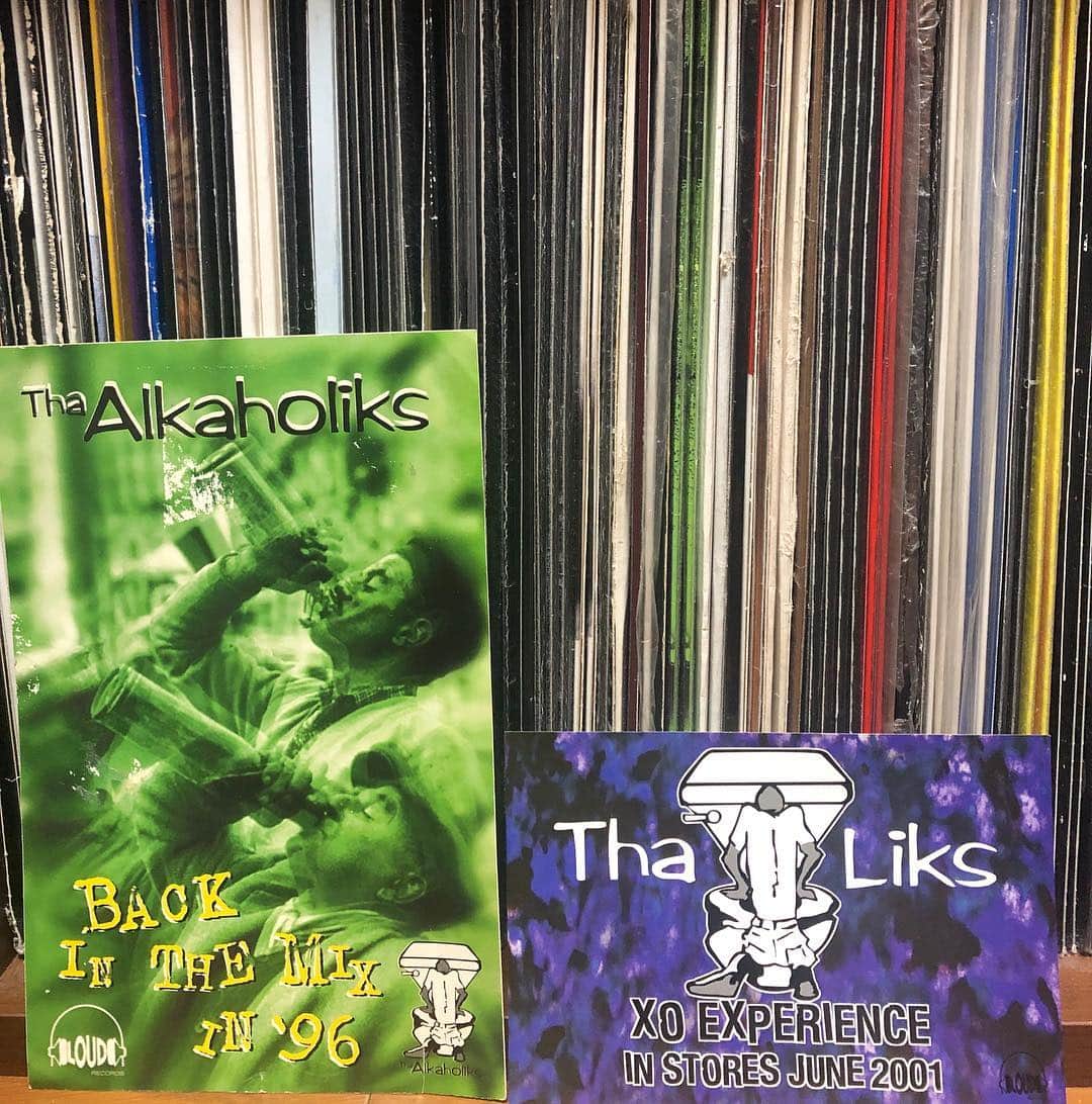 DJ SANCONさんのインスタグラム写真 - (DJ SANCONInstagram)「Tha Alkaholiks ステッカーコレクション 24.25 Sticker Collection . #ThaAlkaholiks #hiphop  #hiphopstickers #hiphopsticker  #90s #90ssticker  #90shiphop #StickerCollection  #hiphopステッカー #hiphopステッカーコレクション  #djsancon #djサンコン」3月25日 16時54分 - djsancon