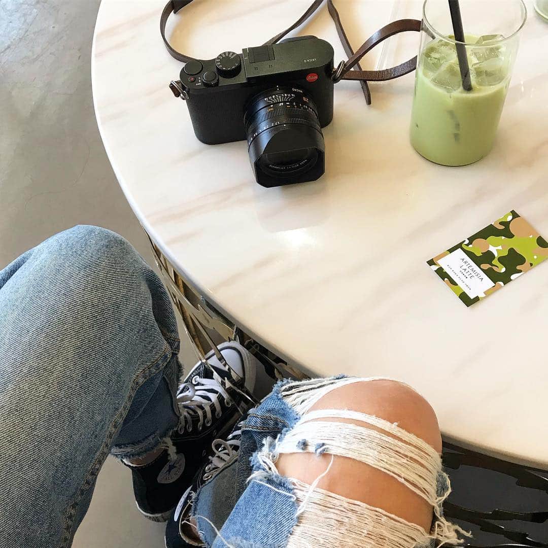 ティナ さんのインスタグラム写真 - (ティナ Instagram)「@joankeem ‘s knee did work for this shot 👍」3月25日 17時25分 - soobeanie_