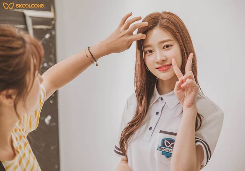 h3artbrak3rsさんのインスタグラム写真 - (h3artbrak3rsInstagram)「… #IZONE #아이즈원 #アイズワン #minju #김민주 #ミンジュ #skoolooks #스쿨룩스」3月25日 17時46分 - h3artbrak3rs