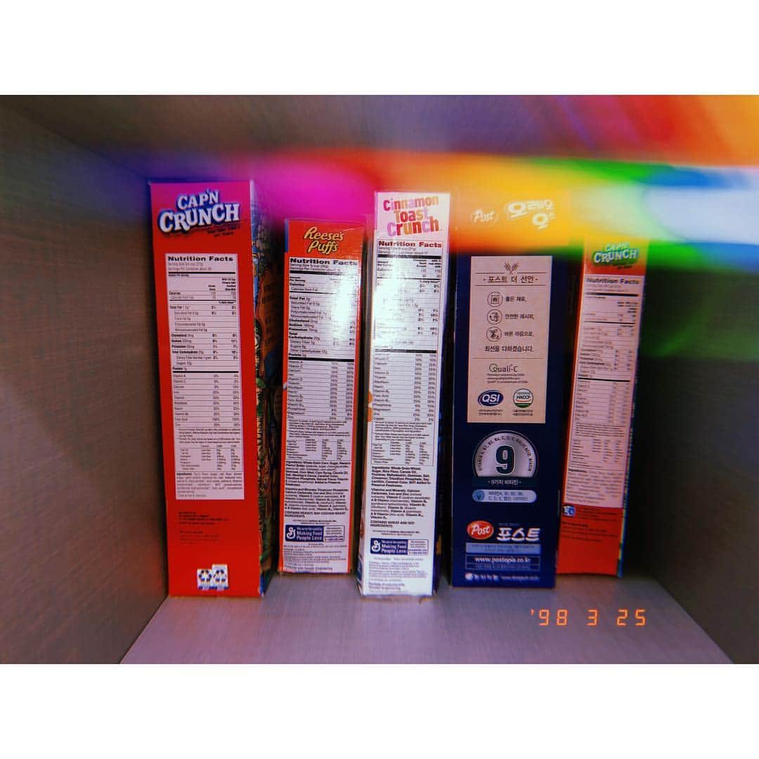 プニエル さんのインスタグラム写真 - (プニエル Instagram)「Cereal is one of the many treats my friends bring me back when they visit the states! Cuz breakfast is the most important meal of the day? Lol :P  친구들이 미국 갔다오면서 사다주는 많은 간식들 중 한개가 씨리얼! 아침이 제일 중요하니까? ㅋㅋㅋ」3月25日 17時47分 - btobpeniel