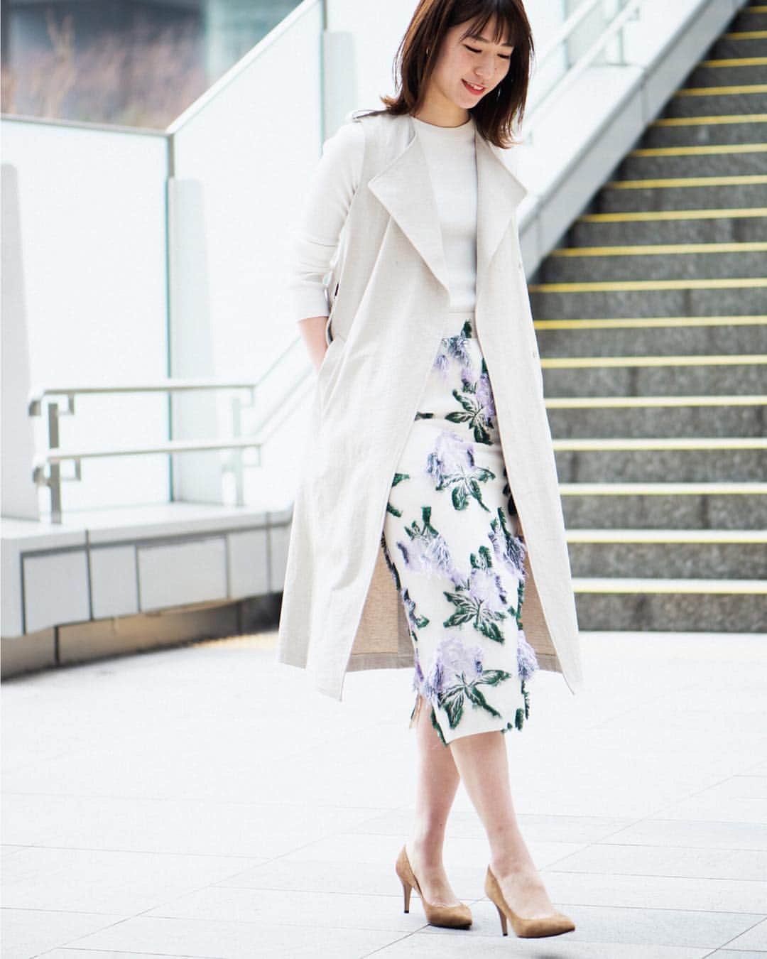 NEWoMan_officialさんのインスタグラム写真 - (NEWoMan_officialInstagram)「#STAFFSTYLING ・ NEWoMan新宿の開業3周年を記念して、この春イチオシのアイテムをNEWoMan新宿のショップスタッフがこだわりの着こなしで、自店の商品をトータルコーディネート。 個性あふれる各ショップのエッセンスが詰まった特別な限定アイテムはいかがですか。 ・ [1] L’AVENTURE martinique　3F 西平和香子さん ・ [2] BEAMS NEWS　2F エキナカ 高橋莉奈子さん ・ [3] CABaN　1F 藤原杏菜さん ・ [4] Chaos　M2 佐久間瑞季さん ・ [5] LOULOU WILLOUGHBY　3F 森美緒さん ・ #花盛友里 #newoman_3rd #newoman #newoman新宿 #ニュウマン #ニュウマン新宿　#3rdanniversary #3周年 #限定商品 #2019ss #springfashion #ootd #spring #春服 #春コーデ #コーディネート #コーデ #ootd #coordinate #outfit #newomanshinjuku #tokyo #shinjuku #ニュウマン #新宿 #fashion」3月25日 19時03分 - newoman_shinjuku