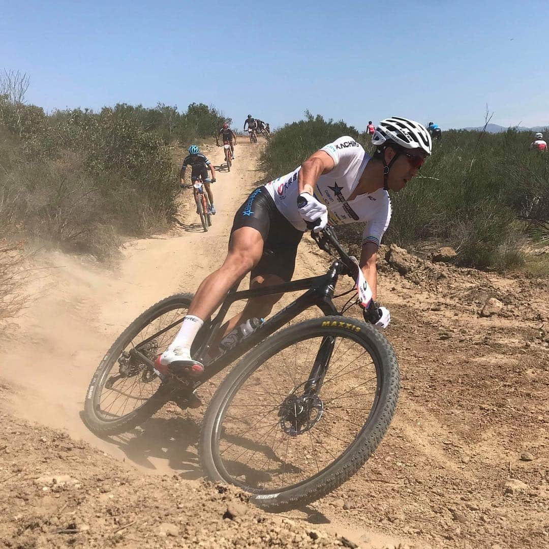 山本幸平さんのインスタグラム写真 - (山本幸平Instagram)「Another great weekend.i finished 9 th place  #uscupmtb I am really happy because I can riding race with fun and can pushing hard myself. Long time not like this my body feeling . Now time to  try get more strong . Need a very high intensity workout. Thanks all my supporters all ways behind me.#ありがとう #dreamseekermtbracingteam @cannondalejapan @fabric_jpn @daiken_corporation @teamdaito @bikeranch @maxxisbike @oakleyjapan @tokachimainichi #アルムシステム #日本写真判定株式会社 @hokuo_knot #北王コンサルタント#開西病院 #スポーツ医科歯科研究会 @wavenyan @shimano_cycling_japan #ergomotionch @abe.shokai @thule #マグオン #enemoti @mizutanibicycle @stansnotubes @esigrips @cycliq #fightwithlefty #スポーツアロマコンディショニング @tcs_international」3月26日 1時09分 - kohey55