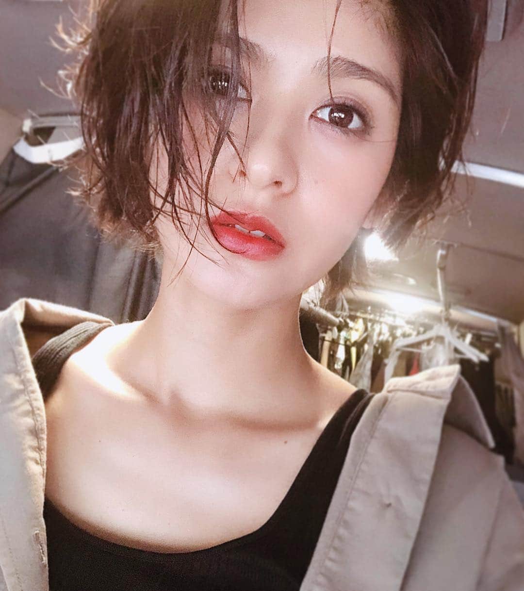 石井美絵子さんのインスタグラム写真 - (石井美絵子Instagram)「おやすみなさい💋 #shooting #fashion #fashionmodel #fashionmagazine #hairmake」3月25日 20時28分 - mikako.ishii
