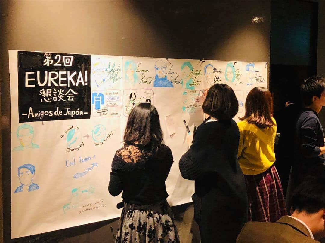 平井卓也さんのインスタグラム写真 - (平井卓也Instagram)「第2回「EUREKA!懇談会ーAmigos de Japon－」をアークヒルズ森ビル KaleidoWorksにて開催。クールジャパンに関して、日本ファンの外国人有識者の方々とフランクに議論し、日本の魅力や我々では気づかない論点や問題点について整理を進めています。今回も梅澤さんのモデレートで7人の外国人有識者の方々と意見交換。日本の魅力、課題、対応案などについて多様な意見をいただきました。新たなクールジャパン戦略の策定に向け、検討を進めてまいります。懇談会の開始前に会場隣にある富士通が作ったTechShopも視察しました。 #平井卓也 #クールジャパン戦略 #EUREKA!懇談会ーAmigos de Japon－ #innovation team dot  #KaleidoWorks #cooljapan  #takuyahirai #eureka  #TechShop」3月25日 20時58分 - hiratakuchan0125
