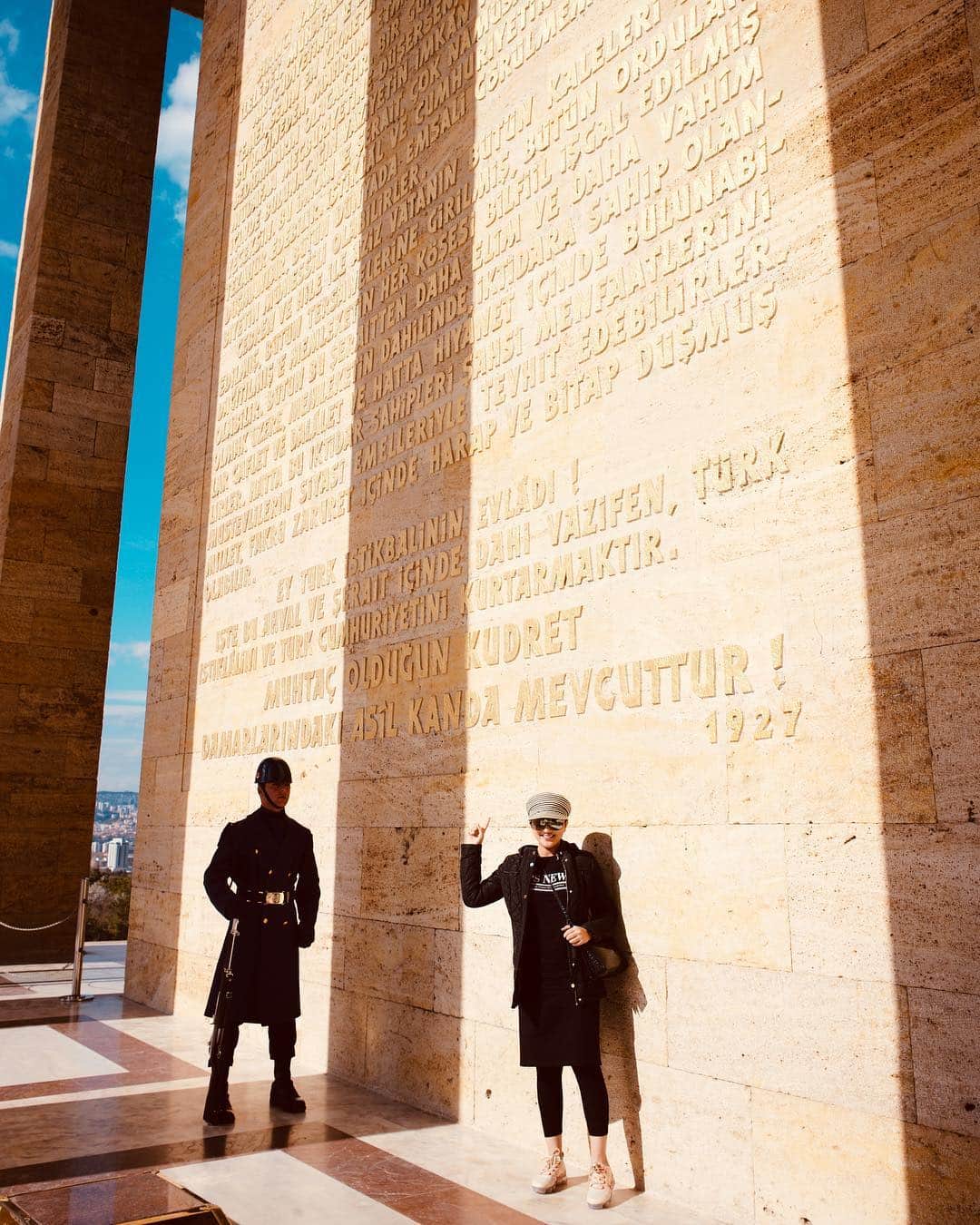 Ashantyさんのインスタグラム写真 - (AshantyInstagram)「Museum dan makam, Mustafa Kemal pasha Atatürk (12 Maret 1881—10 November 1938) #ankara #turkey」3月25日 21時46分 - ashanty_ash