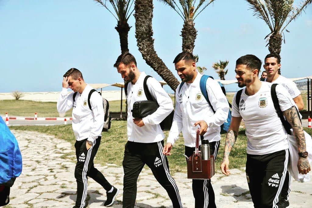 マヌエル・ランシニのインスタグラム：「Llegamos 👏🏼💪🏼🇦🇷」