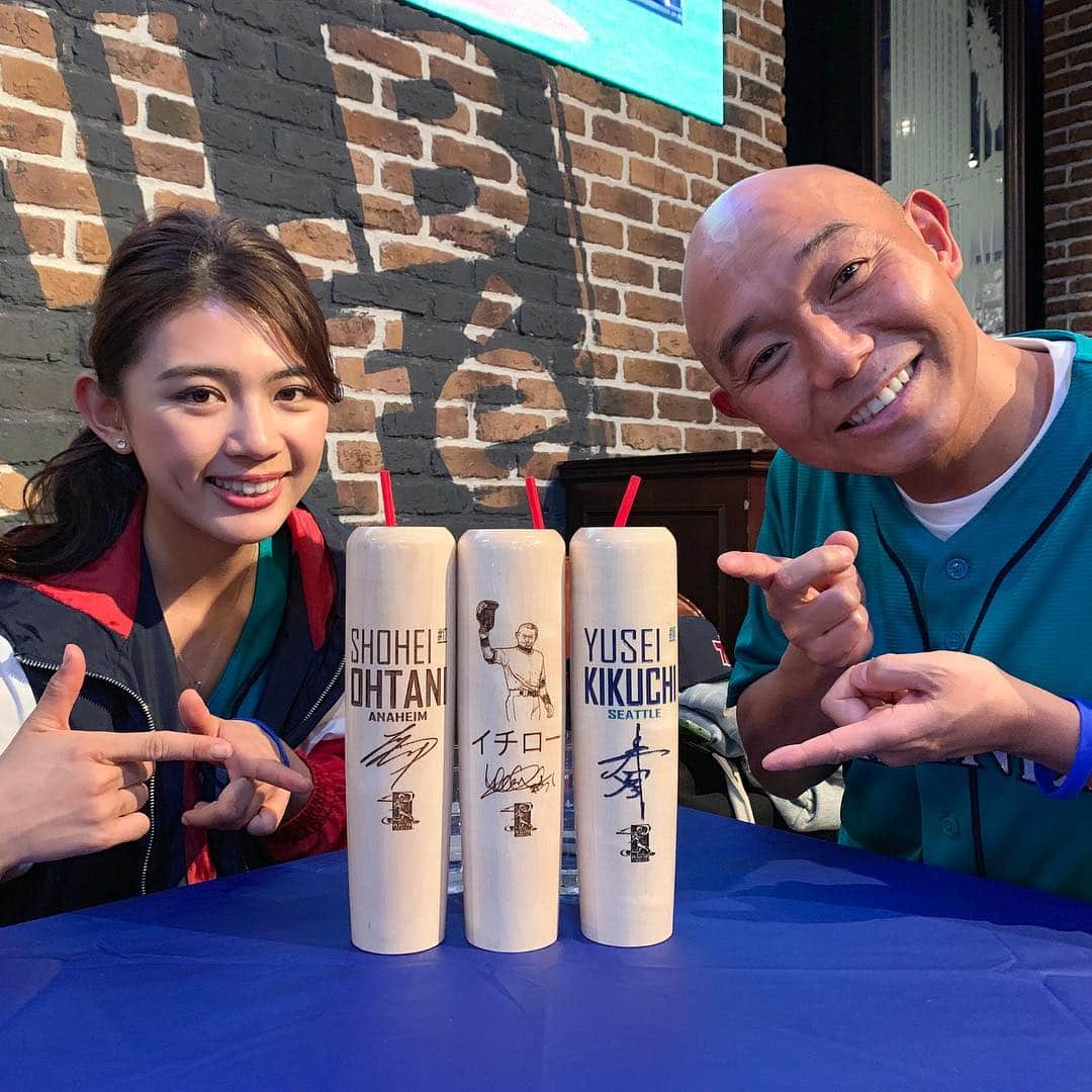 坪井ミサトさんのインスタグラム写真 - (坪井ミサトInstagram)「. . @mlbcafe_tokyodomecity にて 日本を代表するMLB選手の 方々が刻まれたバットが出てきて テンションが上がりました🤣⚾️💕 . 中身はビタミンたっぷりレモネード🍋 . . #mlbjapan #mlb #mlbcafe #イチロー 選手 #菊池雄星 選手 #大谷翔平 選手 #開幕戦 #マリナーズ #エンジェルス #majestic #newera #baseball #野球 #野球女子」3月25日 22時15分 - misato1030