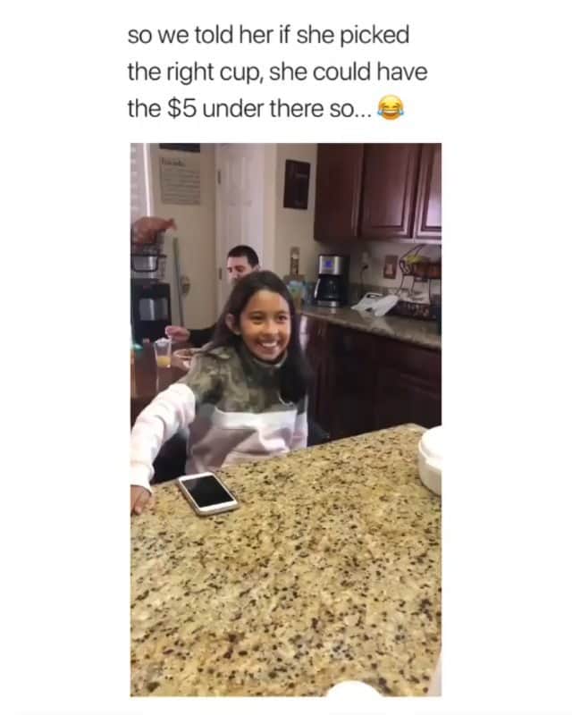 Funny Postsのインスタグラム：「••••••••••• 😂 This is the reason I have trust issues 💬 Video by: @nicolenvarro 🎥 Double tap for more videos!」