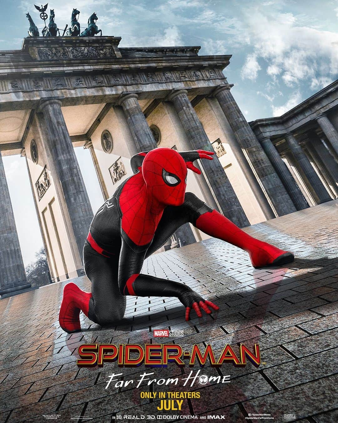 Marvel Entertainmentさんのインスタグラム写真 - (Marvel EntertainmentInstagram)「Your friendly neighborhood Spider-Man has gone global. Check out the new international #SpiderManFarFromHome art and see the film in theaters July 5!」3月25日 22時55分 - marvel