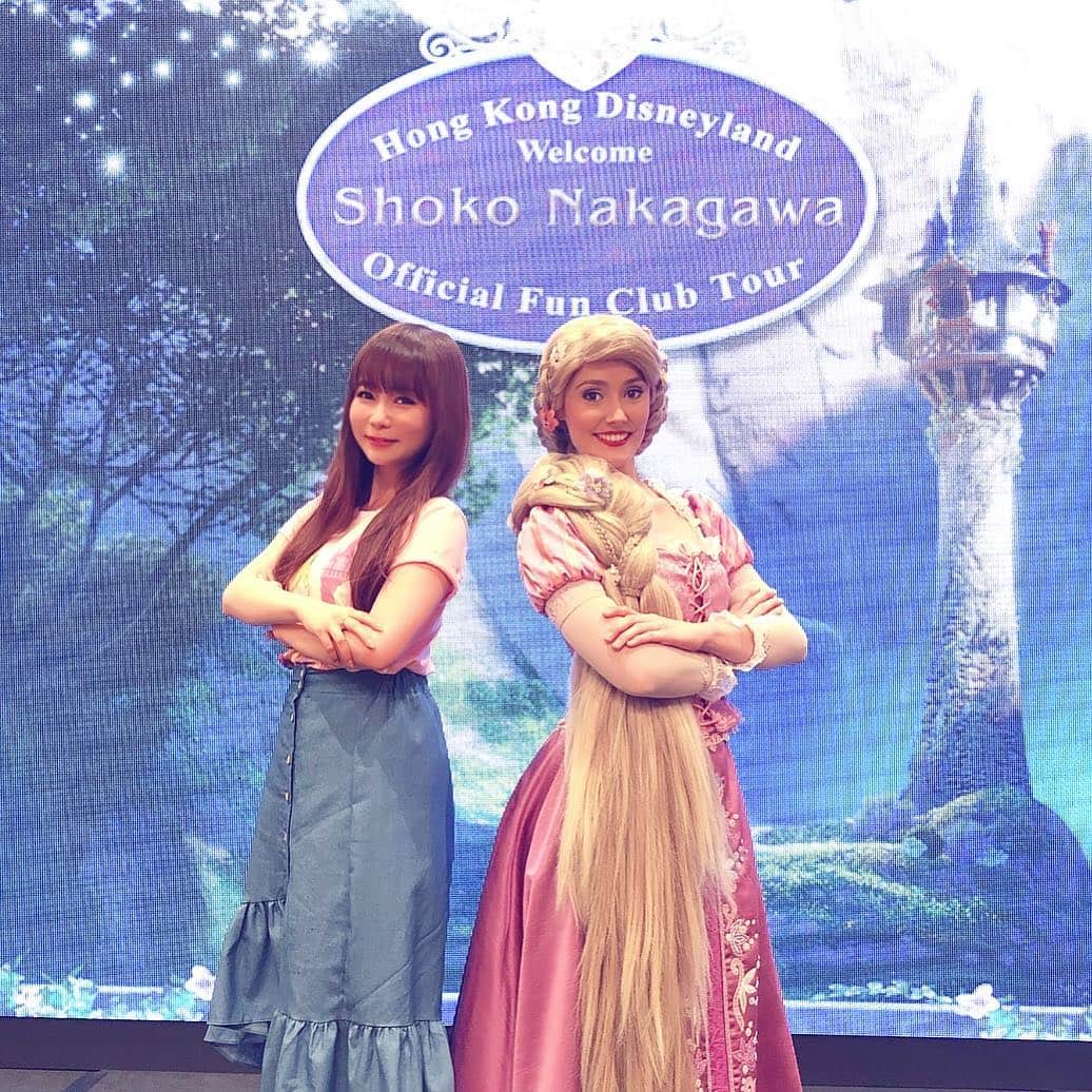 中川翔子さんのインスタグラム写真 - (中川翔子Instagram)「Shoko Nakagawa, the voice actor of Rapunzel. And the cast Rapunzel. Miracle picture. #中川翔子 #しょこたん #rapunzel #disney」3月25日 22時55分 - shoko55mmts