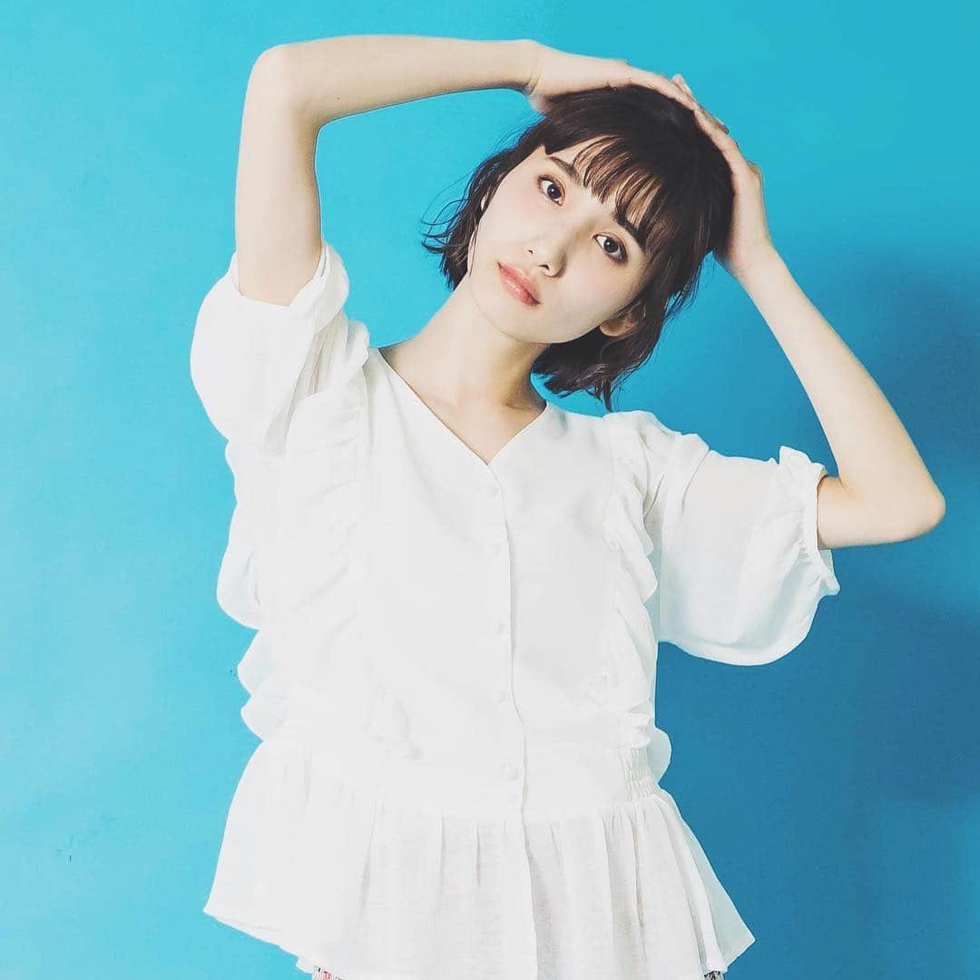 谷奥えまさんのインスタグラム写真 - (谷奥えまInstagram)「夏服めっちゃかわいいよ✨  是非みてください〜♬(⁎⁍̴̛ᴗ⁍̴̛⁎)」3月25日 23時21分 - ematanioku