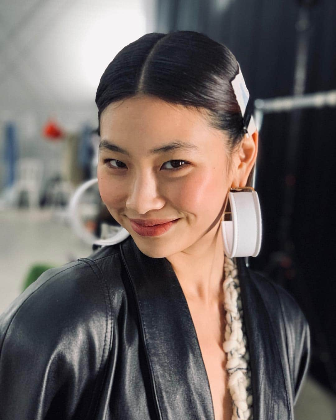 ペ・ユニョンさんのインスタグラム写真 - (ペ・ユニョンInstagram)「Fashion Week Look from My gaze  All Photos n flims by me 📷 📹 two」3月26日 10時19分 - mulan_bae