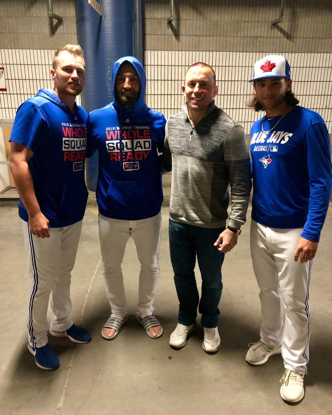 ジョルジュ・サンピエールさんのインスタグラム写真 - (ジョルジュ・サンピエールInstagram)「Hanging with @19boknows and the boys at the Stade Olympique this afternoon - Ramenons le baseball à Montréal!!!」3月26日 9時23分 - georgesstpierre