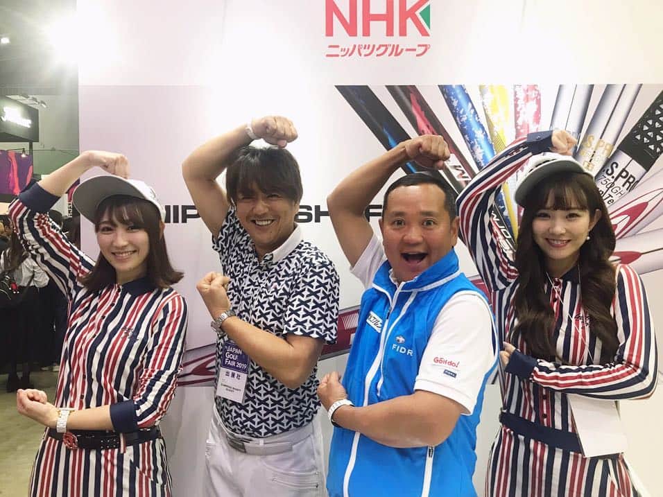 渡辺順子さんのインスタグラム写真 - (渡辺順子Instagram)「#ジャパンゴルフフェア2019 #日本シャフト @nipponshaft_japan ブースに足を運んで下さった皆さんありがとうございました⛳️ 3/25に発売された『N.S.PRO RegioFormula＋(ﾌﾟﾗｽ）』シリーズ✨の紹介に、 そもそもシャフトの役割ってどんな事なのか💡 シャフトを変えることでどんなメリットがあるのか💡 トークステージで今年も関プロと鹿又さんに沢山教えて頂きました!! 今年もありがとうございます🤗⛳️ そして！今年のトークステージ大目玉✨ 日本シャフト契約プロゴルファーの『カリー･ウェブ』プロがJGFに初登場だったんです😍✨ 日本シャフトさんの60周年への意気込みを感じました😍 ステージへ注がれる来場者の皆さんの熱視線から期待感もとっても伝わってきました！  世界で活躍したレジェンドゴルファーが間近で見れて話をきける機会なんてそうそう無いですもんね😍  JGFは毎年楽しみなイベントの1つです💛 リシャフトを考えてる女性ゴルファーの方と話が出来たり、GOLFTODAYを見ている方から声をかけてもらったりと私的に嬉しいことばかりでした😍 好きな物に関われるって幸せですよねぇ～⛳️💛 さて、ベスト更新が去年出来なかったのでの今年こそ更新できるように練習頑張ります!! #golftoday #ladiesgolf #golfhotties #golfbabes #golflife #golfstagram #japanesegirl #model #lovegolf #cute #golfer #ゴルフ #ゴルフ女子 #ゴルフ大好き #golfholic #instagolf #高尔夫球 #골프 #ゴルフコーデ #ゴルフ #golf #golflife #ladiesgolf #jgf #カリーウェブ #宮里藍 #ウェブ先生 #legendgolfer」3月26日 9時29分 - nabejun_room