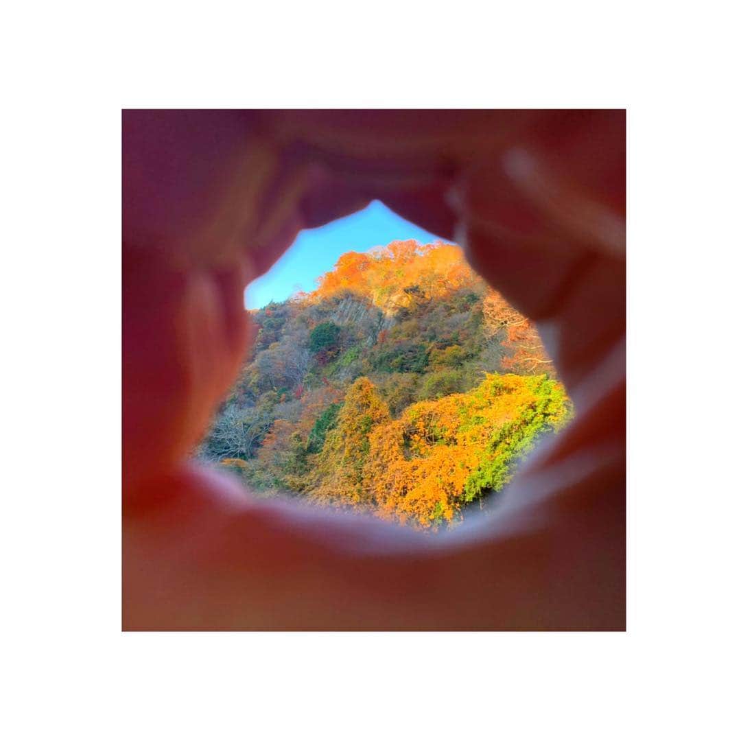 篠原まりあのインスタグラム：「__________** . . ゆっくりマイペースに 私らしく ☺︎︎︎︎✌︎︎︎︎✌︎ .」