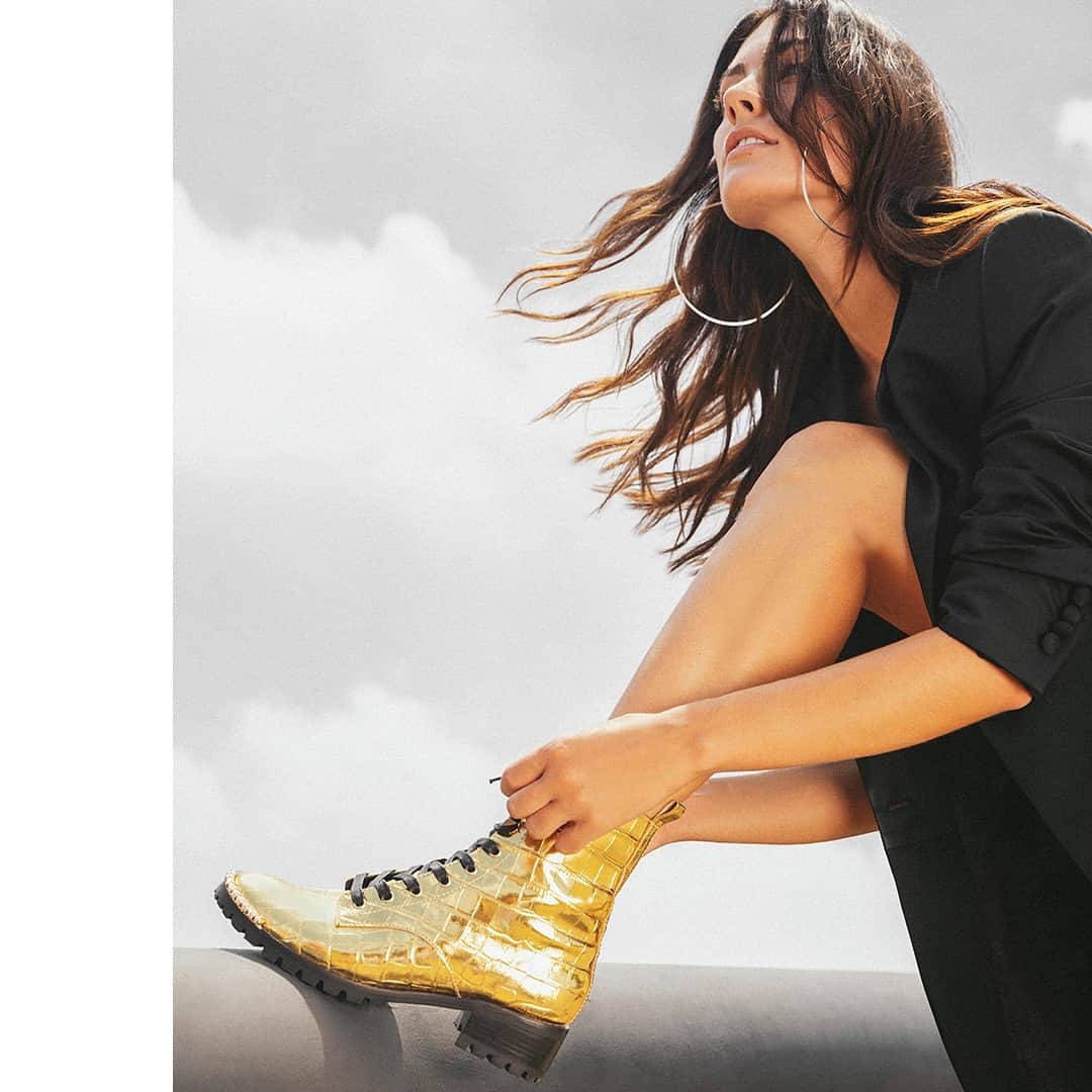 Schutzのインスタグラム：「Unlock the Golden door of Freedom.  #unlockyourcity #schutzfall」