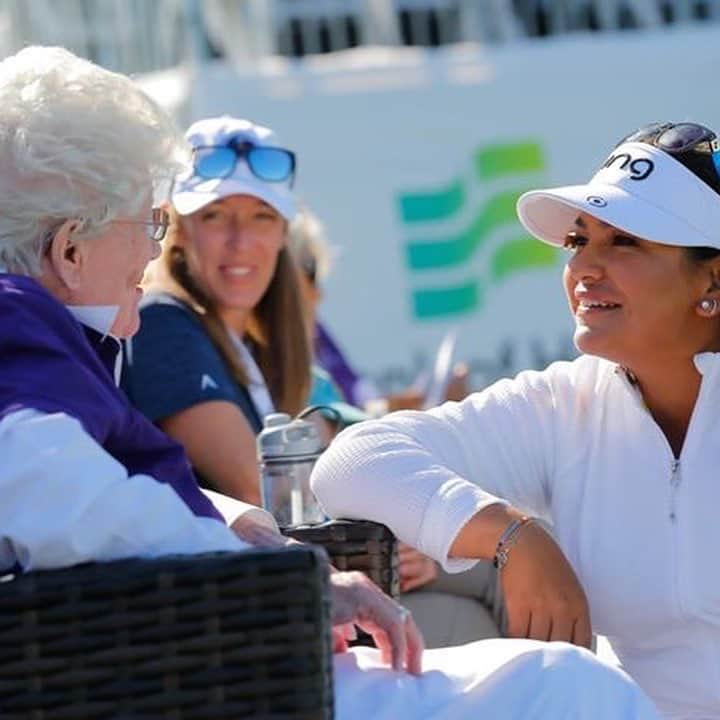 リセット・サラスのインスタグラム：「@lpgafounders never dissapoints! Thank you to our founders for allowing us to #DriveOn 💜 despite making the cut on the number, #TeamSalas made some moves on the weekend and is on an upward trend! Thank you to my host family and family friends that came out to watch me everyday. Special shout out to mom and dad who surprised me on Sunday 💕 @pingtour」