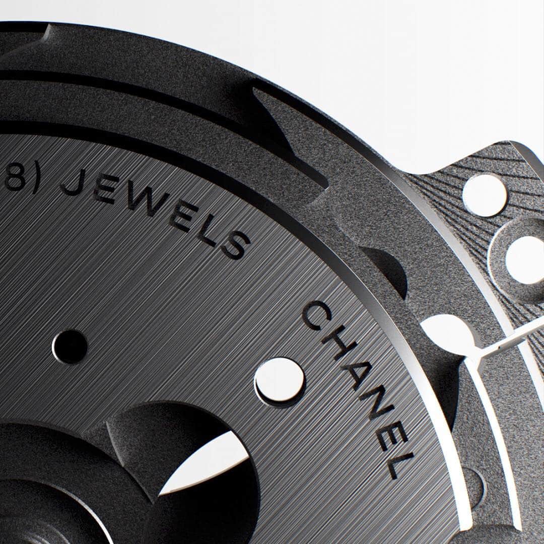 シャネルさんのインスタグラム写真 - (シャネルInstagram)「THE NEW J12. IT'S ALL ABOUT SECONDS.  An icon of modern watchmaking, the J12 now features a new high-performance self-winding movement, the Caliber 12.1. #TheNewJ12 #ItsAllAboutSeconds #Baselworld2019」3月26日 2時08分 - chanelofficial