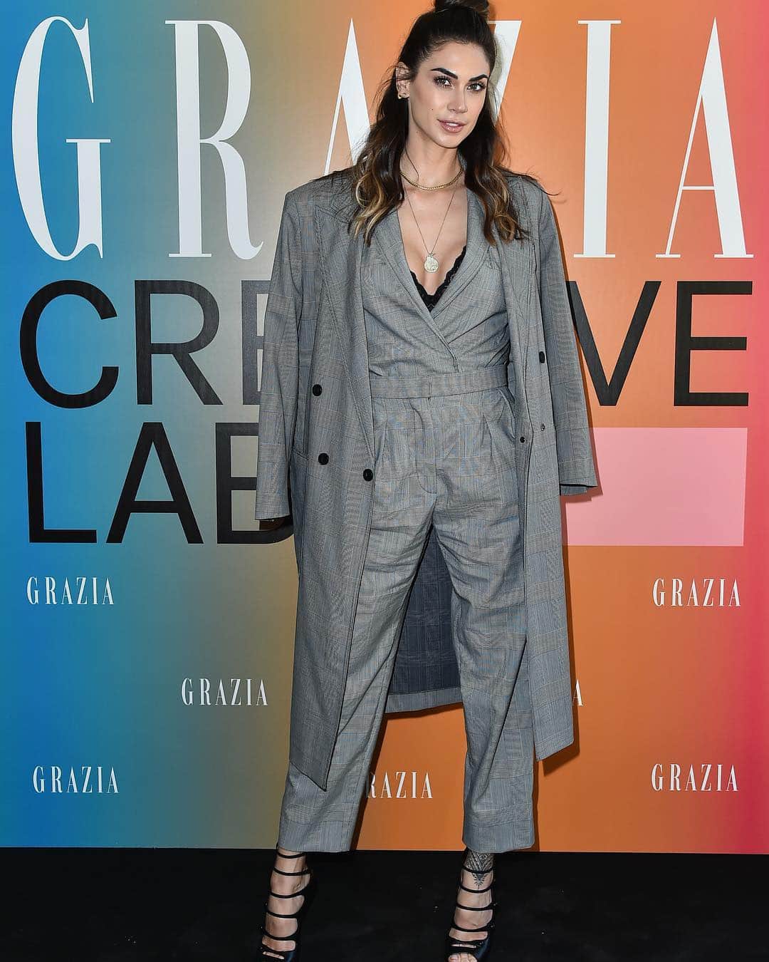 メリッサ・サッタさんのインスタグラム写真 - (メリッサ・サッタInstagram)「Una mattinata con @grazia_it @silvia_grilli ❤️ #graziamagazine」3月26日 2時41分 - melissasatta